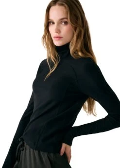 Traverse Turtleneck -Lole Clothing Shop AMZ LSW4677 N415 2