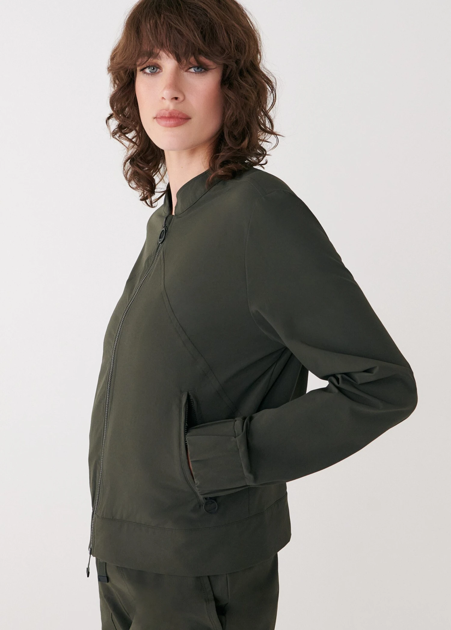 Momentum Tech Bomber 11 Momentum Tech Bomber - Image 9