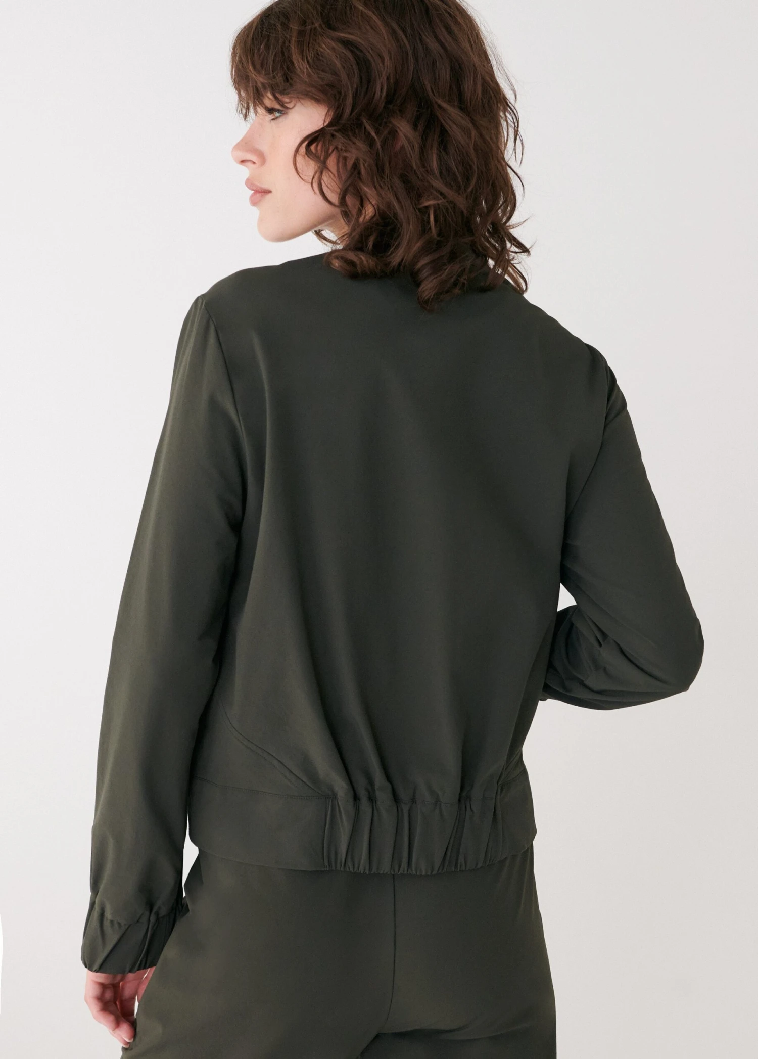 Momentum Tech Bomber 12 Momentum Tech Bomber - Image 10