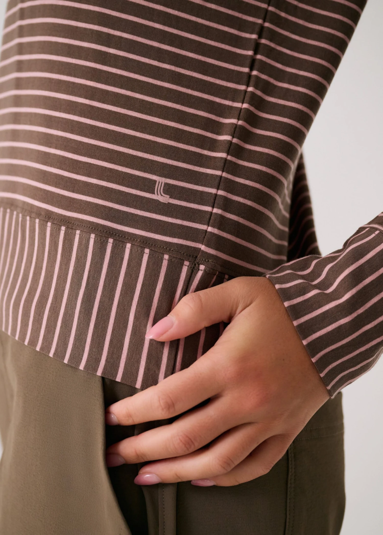 Dynamic Sweatshirt 6 Dynamic Sweatshirt - Image 4