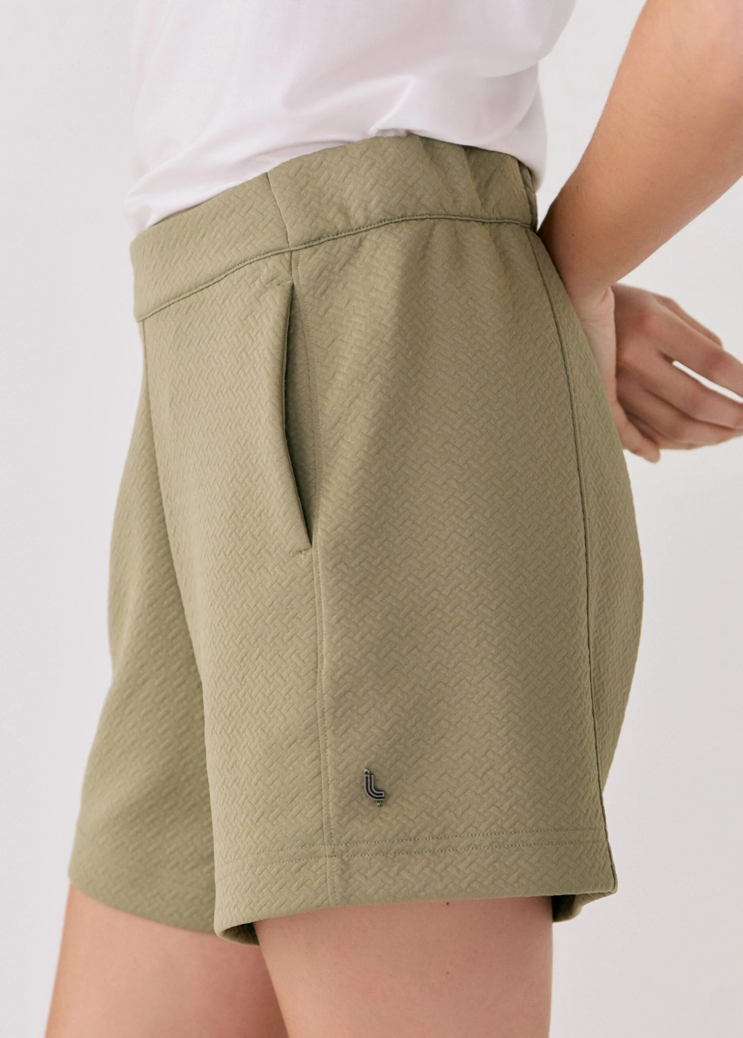 City Shorts 6 City Shorts - Image 4