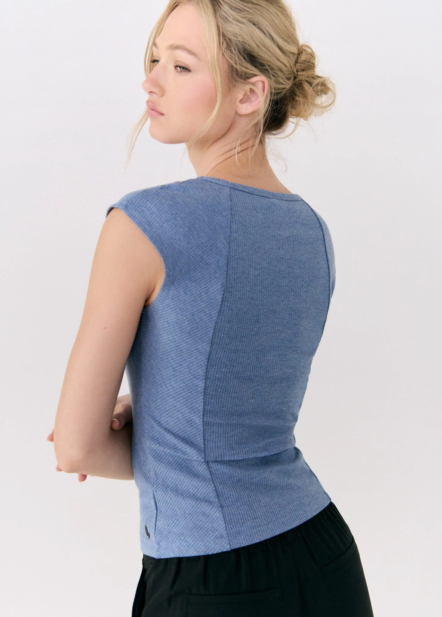 Traverse Short Sleeve Shirt 13 Traverse Short Sleeve Shirt - Image 11