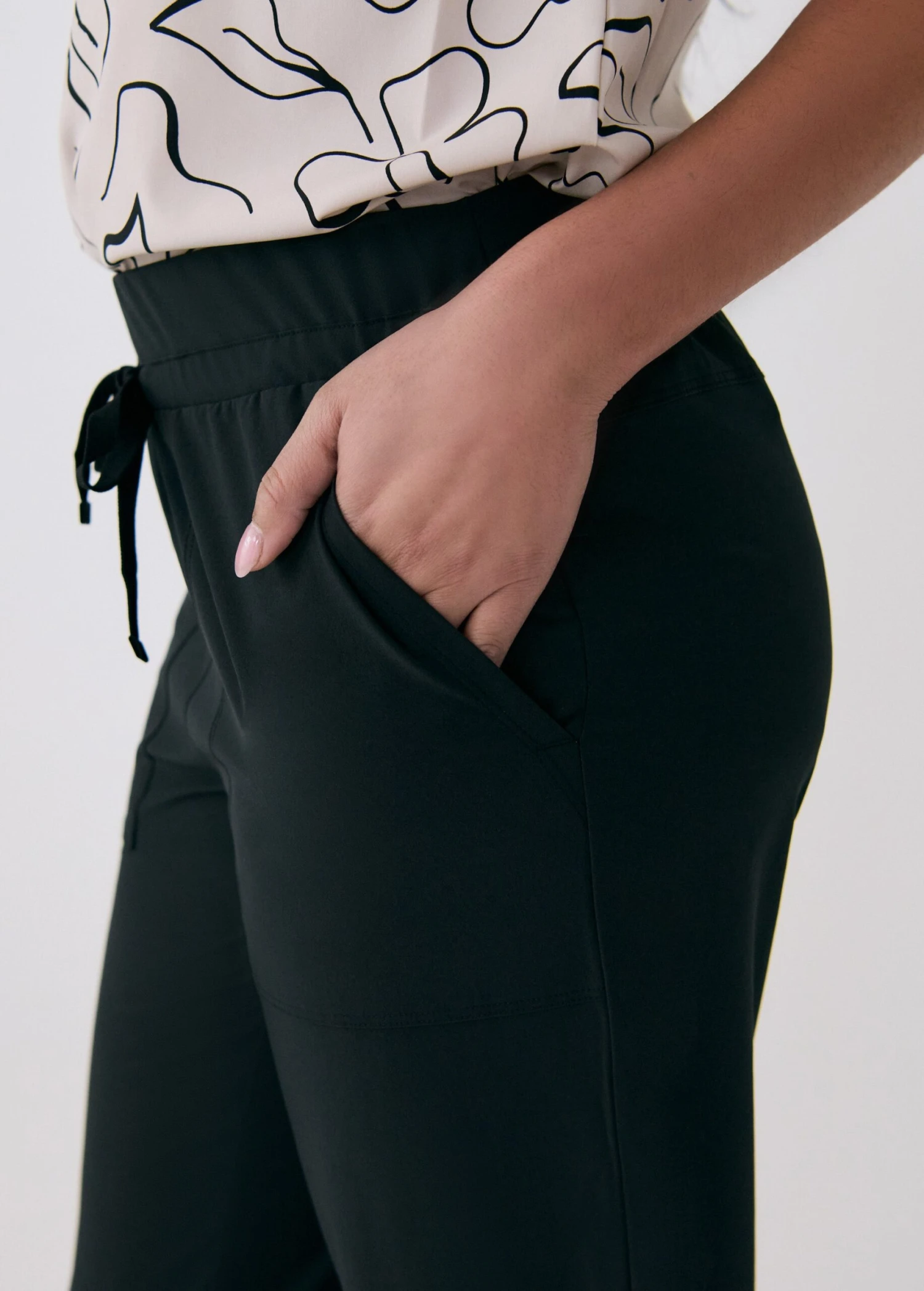 Olivie Joggers 10 Olivie Joggers - Image 8