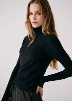 Traverse Turtleneck -Lole Clothing Shop LSW4677 N415 3