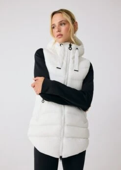 Transition Vest -Lole Clothing Shop LUW0879 W441 3 f2578135 8bec 4ed2 8ca2 373dfbcd3d47