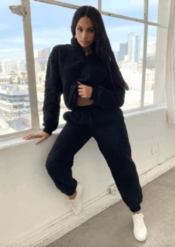 WANDERLUST SNUGGLE JOGGER SET -Lole Clothing Shop ScreenShot2020 11 07at4.17.14PM 44db63fe 87c4 4be2 b276 7a7243120218