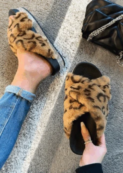 SPOT ON CHEETAH RHINESTONE PLATFORM