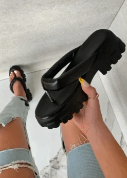 DEEP THOUGHTS BLACK THONG SLIDE