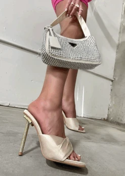 GLAM SZN OFF WHITE HEEL MULE